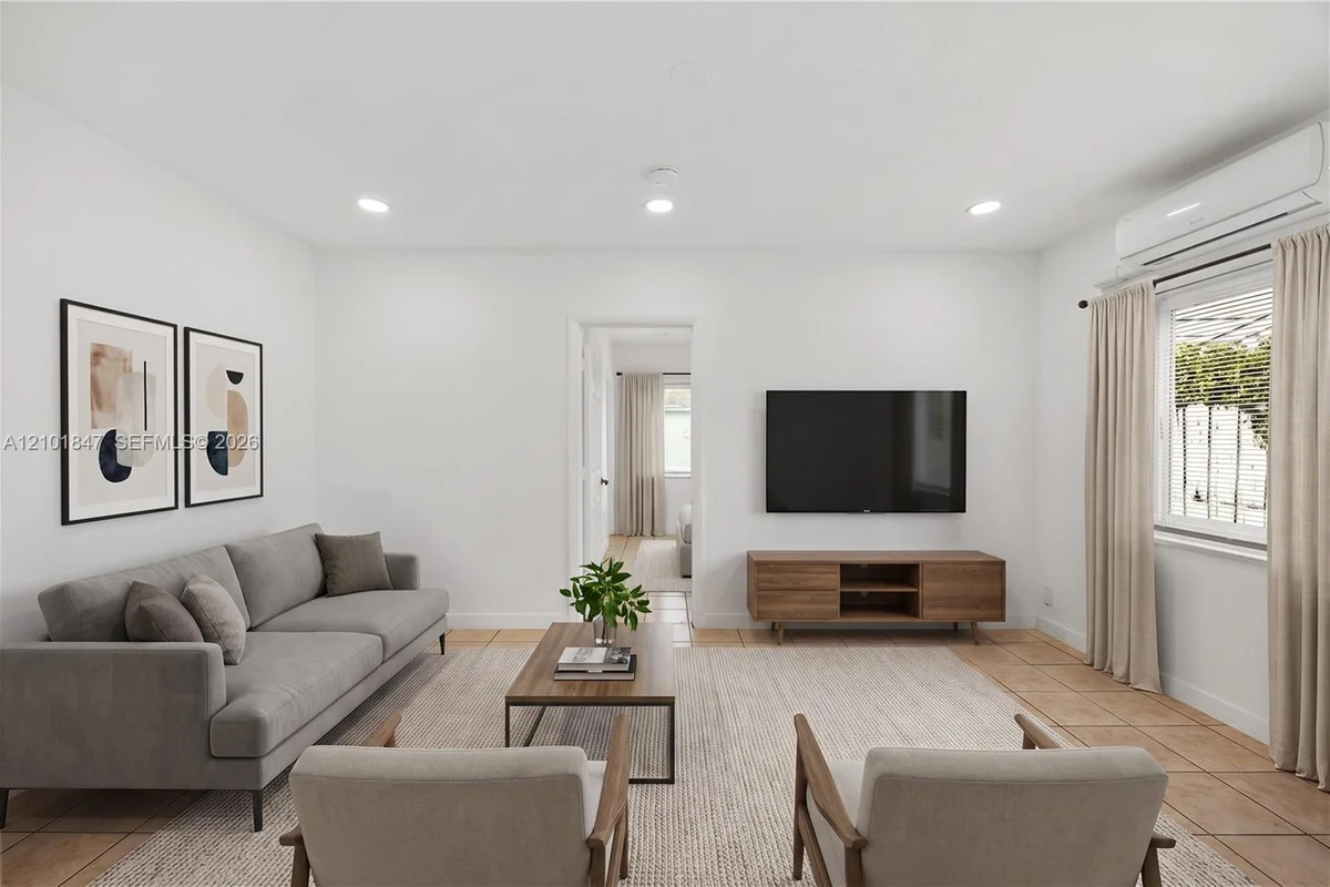 1958 NE 172nd St #3, North Miami Beach: photo 1 of 15