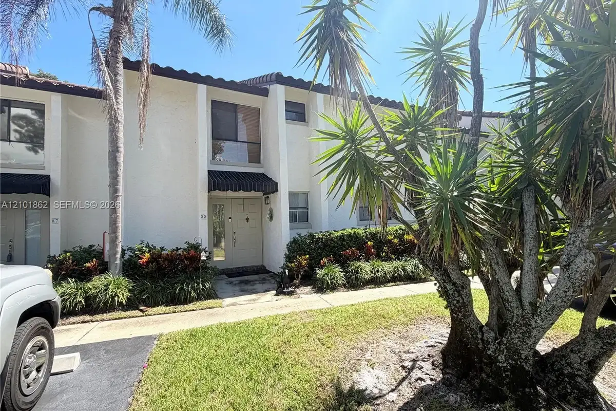 7200 NW 2nd Ave #88, Boca Raton: photo 1 of 32