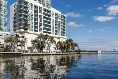 500 NE 29th St #605, Miami: photo 1 of 3