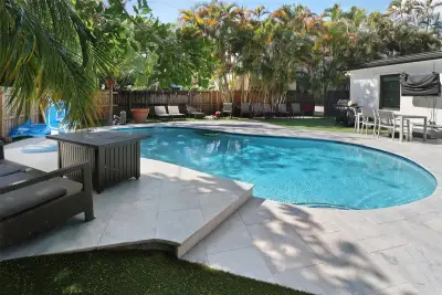 508 SW 13th St, Fort Lauderdale: photo 1 of 29