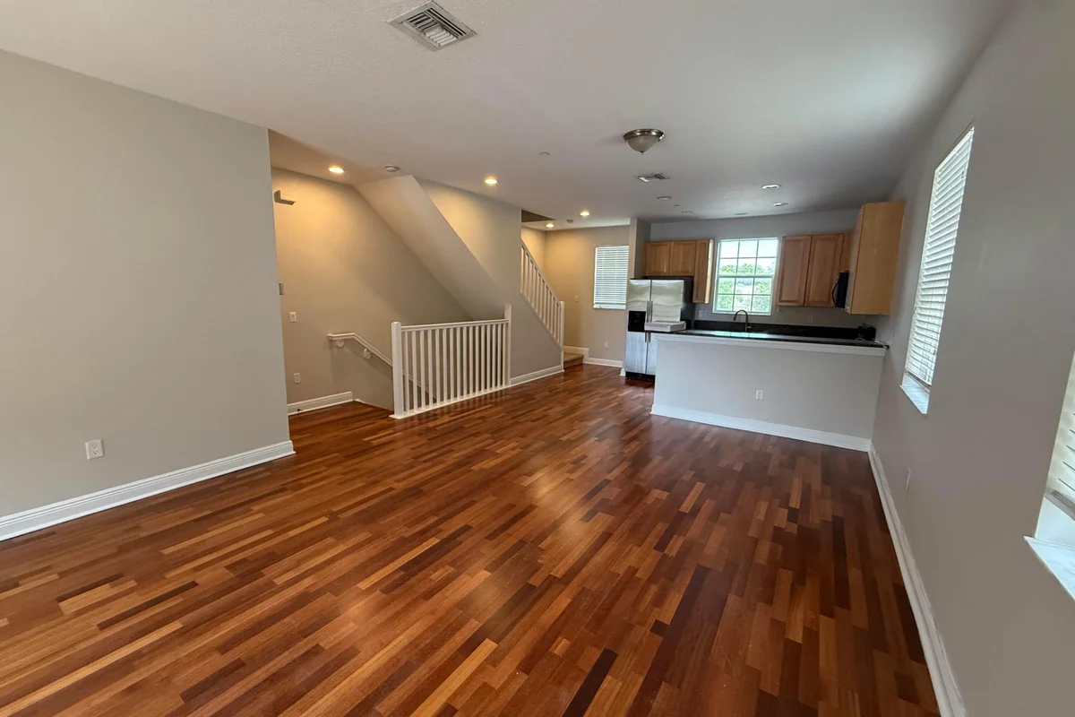 2502 N Dixie Hwy #11, Lake Worth Beach: photo 1 of 11