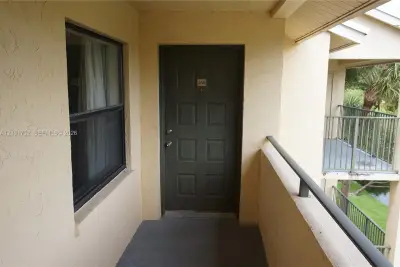 9999 Summerbreeze Dr #615, Sunrise: photo 1 of 18