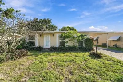 1730 NW 48th Pl, Pompano Beach: photo 1 of 22