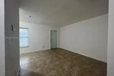 921 NW 2nd Ave #2, Fort Lauderdale: photo 1 of 20