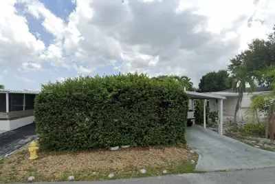 5550 SW 32nd Ter, Dania Beach: photo 1 of 3