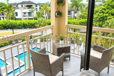 8290 Lake Dr #426, Doral: photo 1 of 8