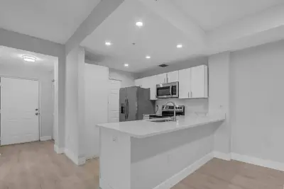 2916 Tuscany Ct #302, Palm Beach Gardens: photo 1 of 19