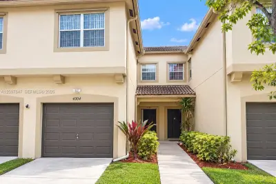 4304 SW 131st Ln #13102, Miramar: photo 1 of 31