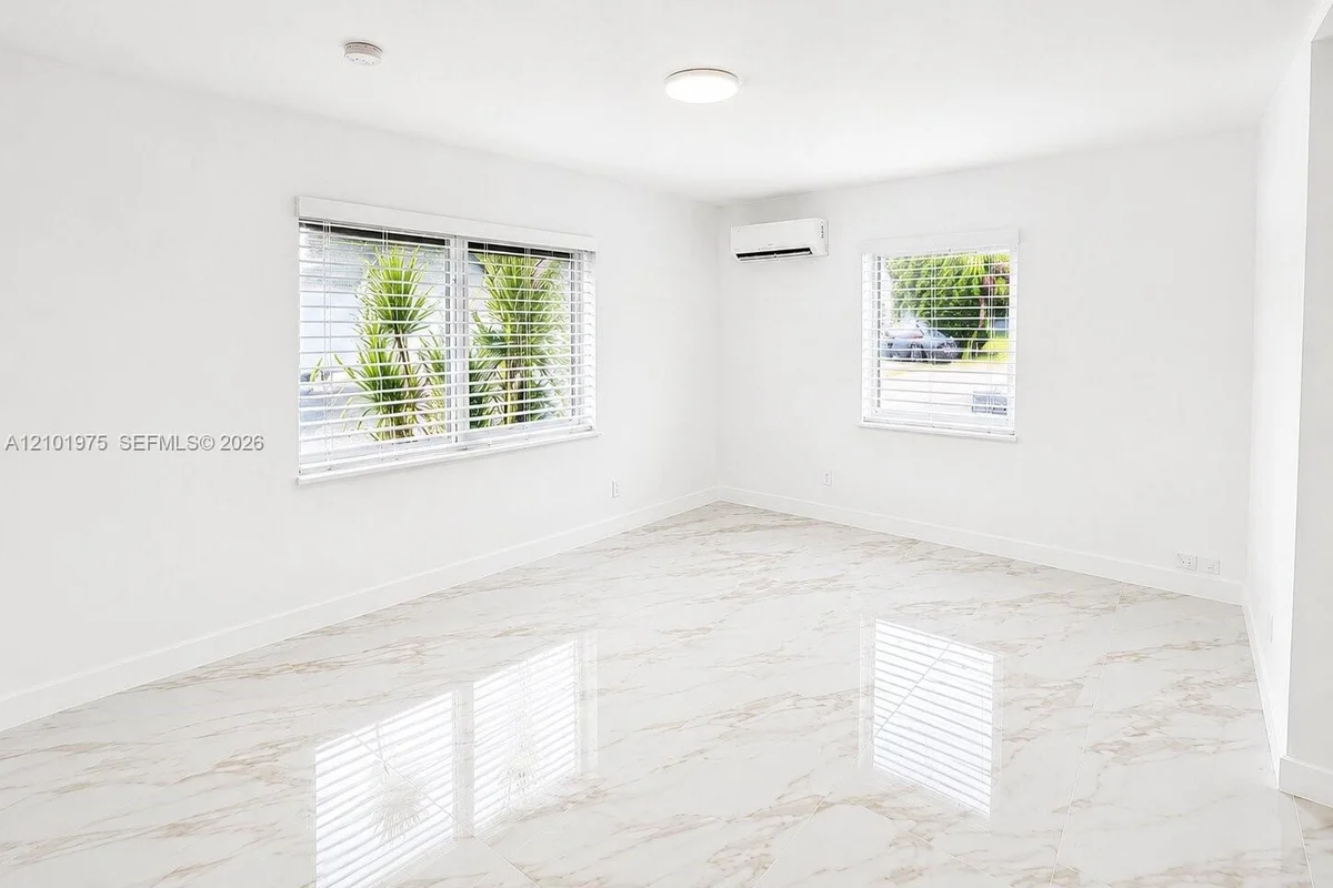 254 E Dania Beach Blvd #7, Dania Beach: photo 1 of 6