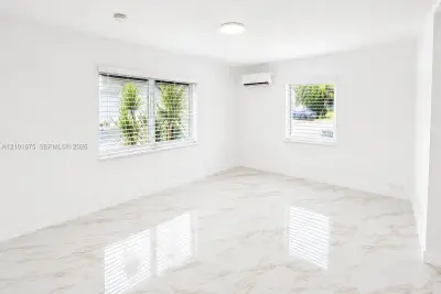 254 E Dania Beach Blvd #7, Dania Beach: photo 1 of 6