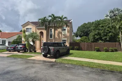 15351 SW 43rd Ter, Miami: photo 1 of 1