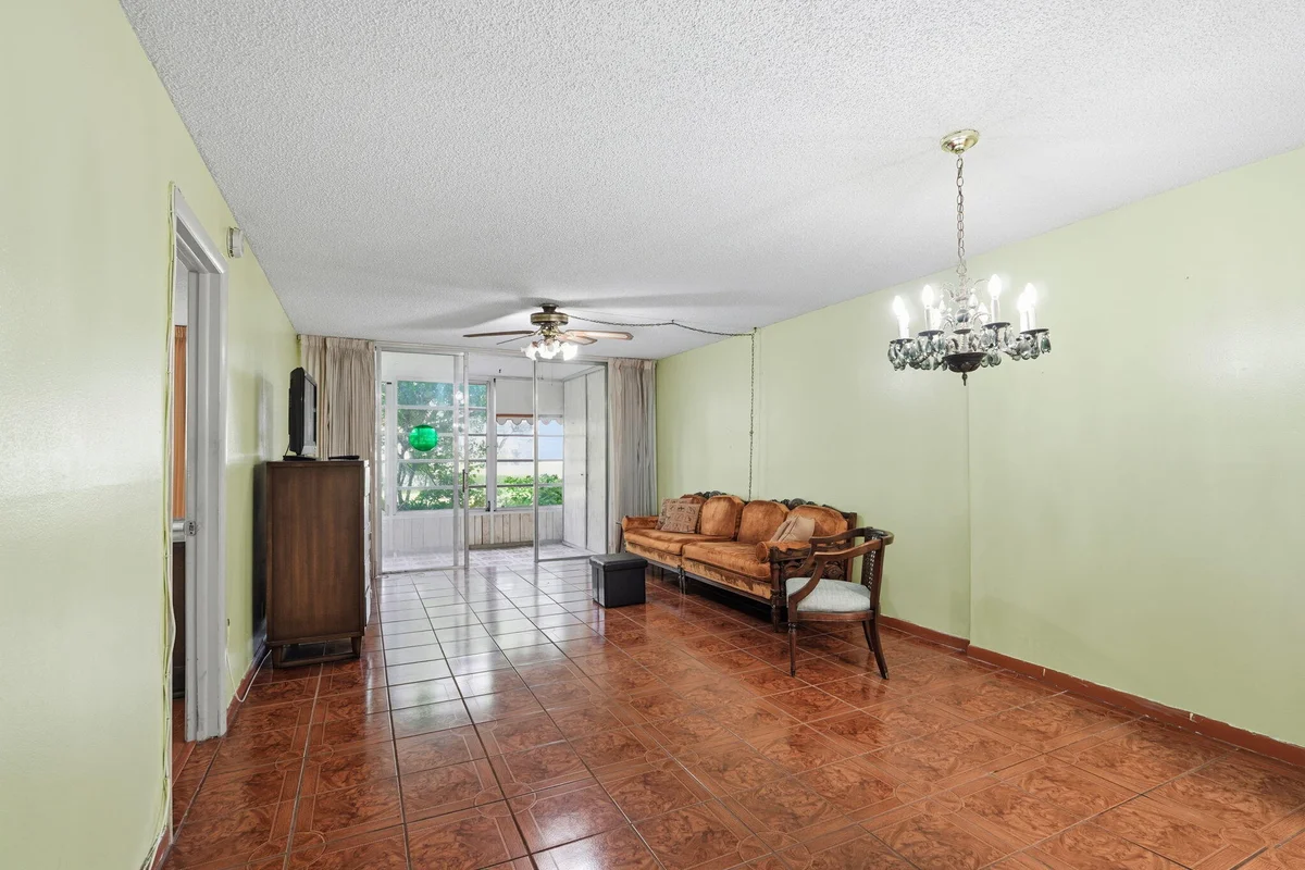 3000 NW 48th Ter #130, Lauderdale Lakes: photo 1 of 21