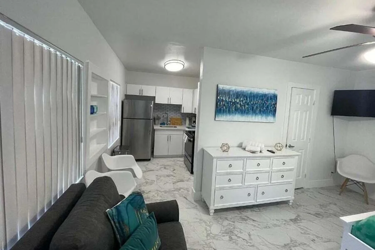 201 S Ocean Blvd #7, Boca Raton: photo 1 of 6