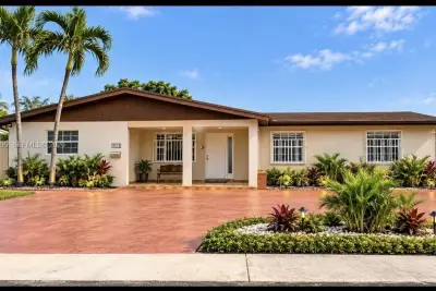 5015 SW 117th Ave, Miami: photo 1 of 20