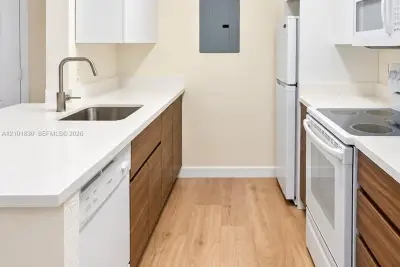 2946 S University Dr #7206, Davie: photo 1 of 22
