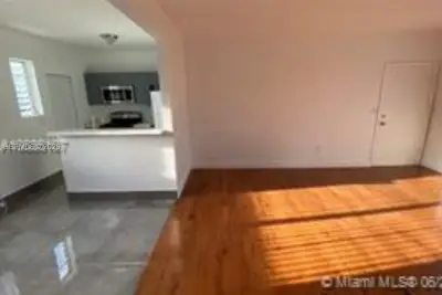 745 83rd St #3, Miami Beach: photo 1 of 19