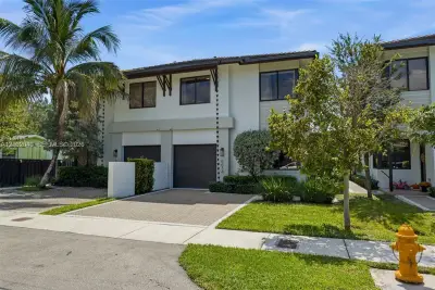 6620 SW 84th St #6634, Miami: photo 1 of 56