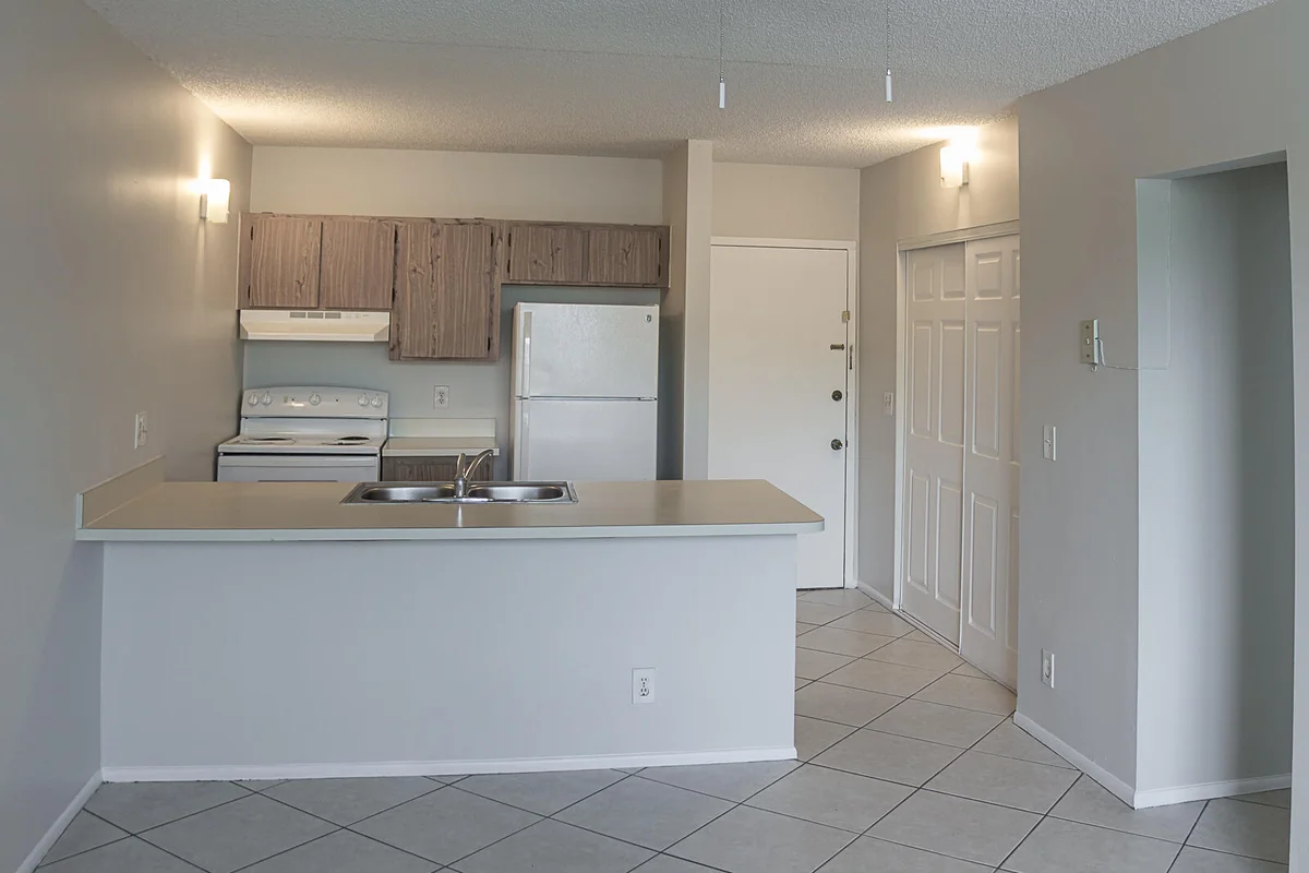 2501 Riverside Dr #209-A, Coral Springs: photo 1 of 12