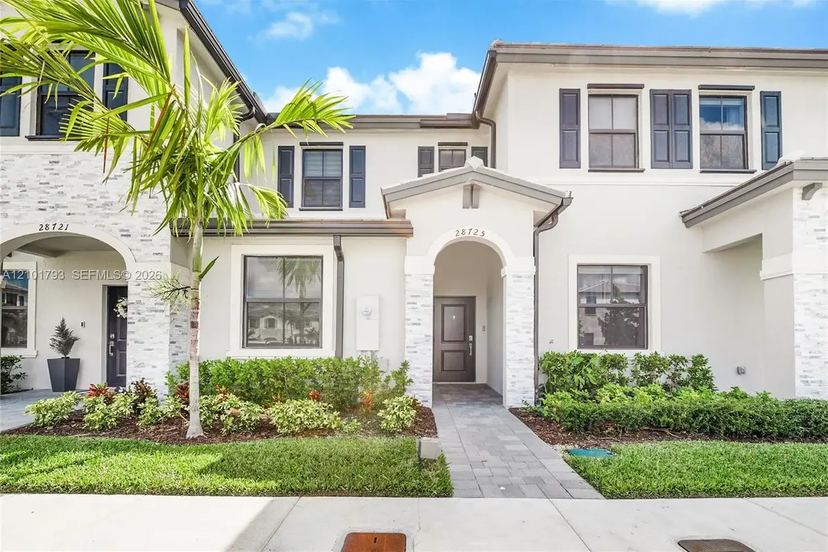 28725 SW 133rd Ct, Homestead: photo 1 of 13
