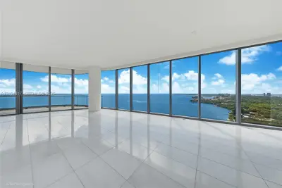 175 SE 25 Rd #3002, Miami: photo 1 of 22