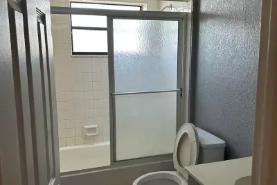 8020 Hampton Blvd #410, North Lauderdale: photo 1 of 6