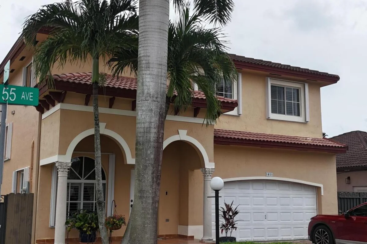 1811 SW 155th Ave, Miami: photo 1 of 69