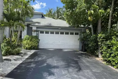 5065 Willow Pond Rd W, West Palm Beach: photo 1 of 21
