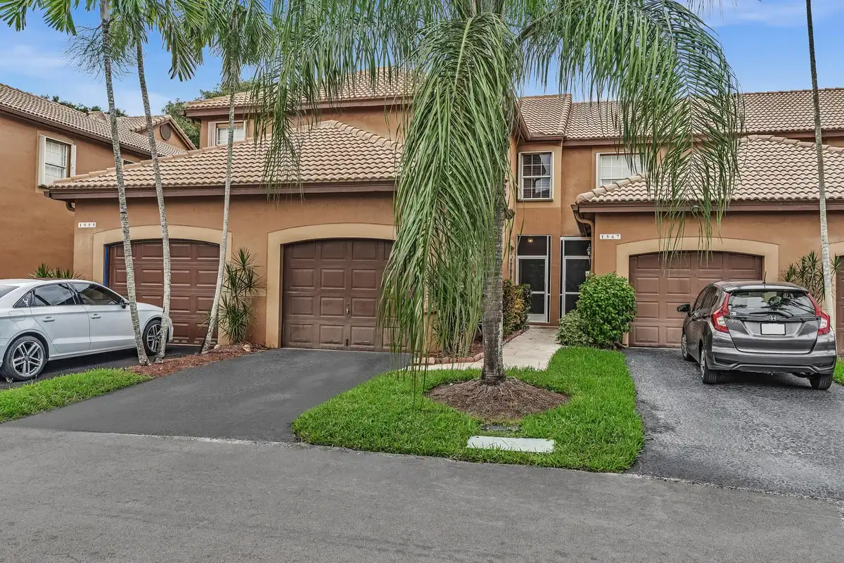 1561 Barcelona Way, Weston: photo 1 of 1