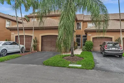 1561 Barcelona Way, Weston: photo 1 of 1