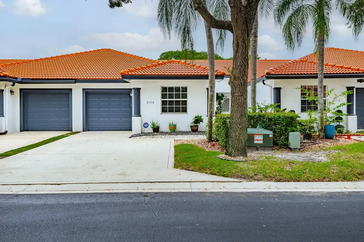 8106 Via Di Veneto, Boca Raton: photo 1 of 25