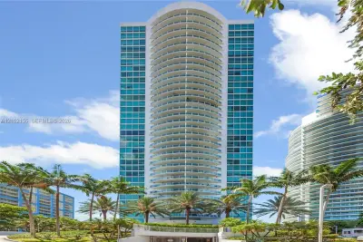 2101 Brickell Ave #2512, Miami: photo 1 of 56