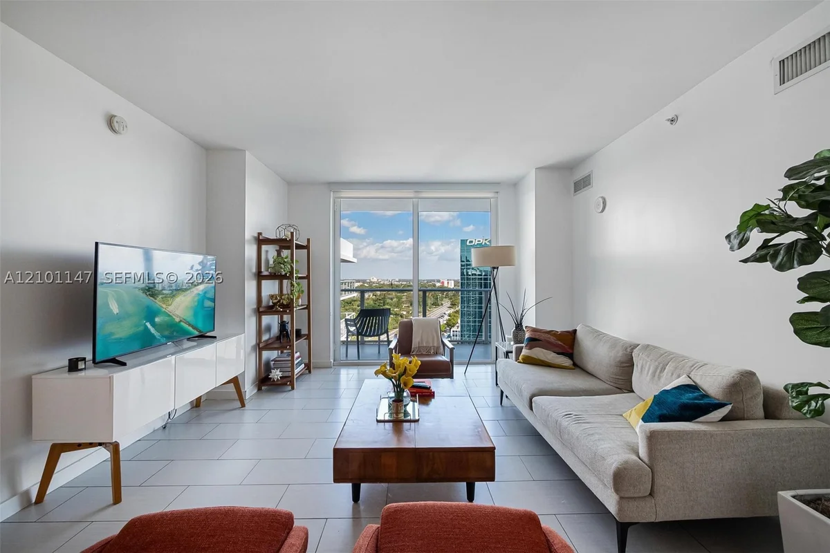 4250 Biscayne Blvd #1605, Miami: photo 1 of 28