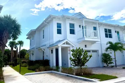 140 Water Pointe Pl #12, Jupiter: photo 1 of 14