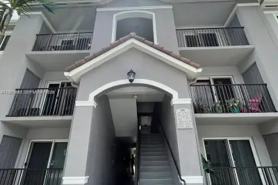 15430 SW 284th St #6102, Homestead: photo 1 of 14