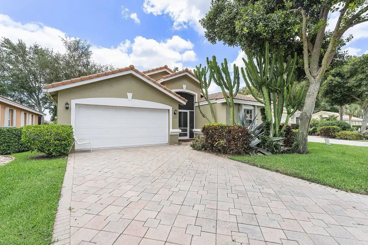 12092 Aprilia Dr, Boynton Beach: photo 1 of 29