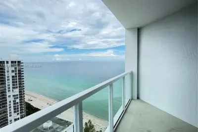16699 Collins Ave #2806, Sunny Isles Beach: photo 1 of 17