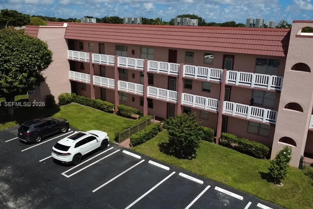 9641 Sunrise Lakes Blvd #203, Sunrise: photo 1 of 26