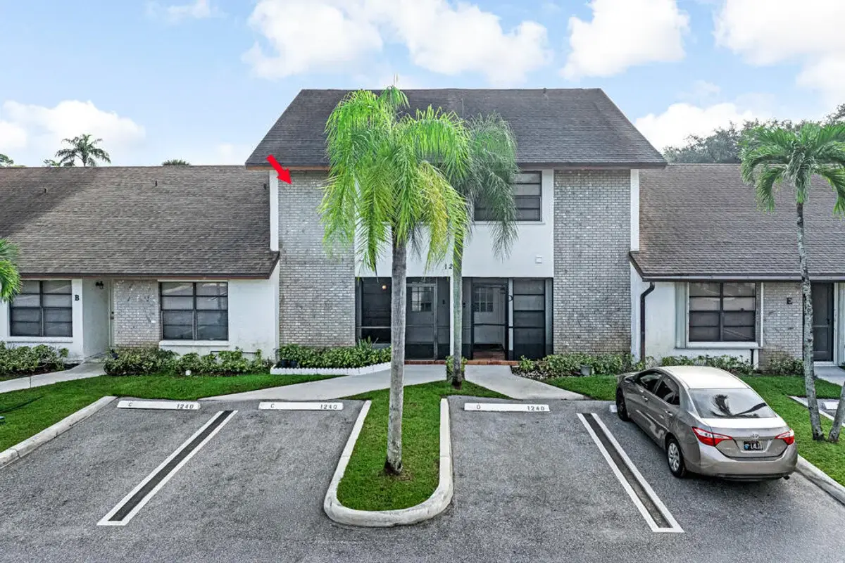 1240 Parkside Green Dr #C, West Palm Beach: photo 1 of 54