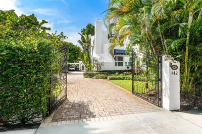 412 35th St, West Palm Beach: photo 1 of 37
