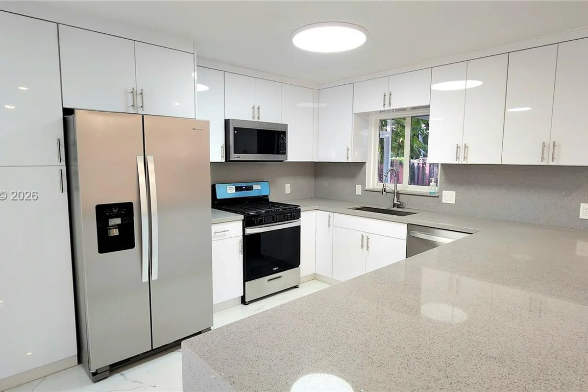 9671 NW 25th Ct, Sunrise: photo 1 of 34