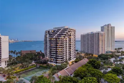 520 Brickell Key Dr #A721, Miami: photo 1 of 40