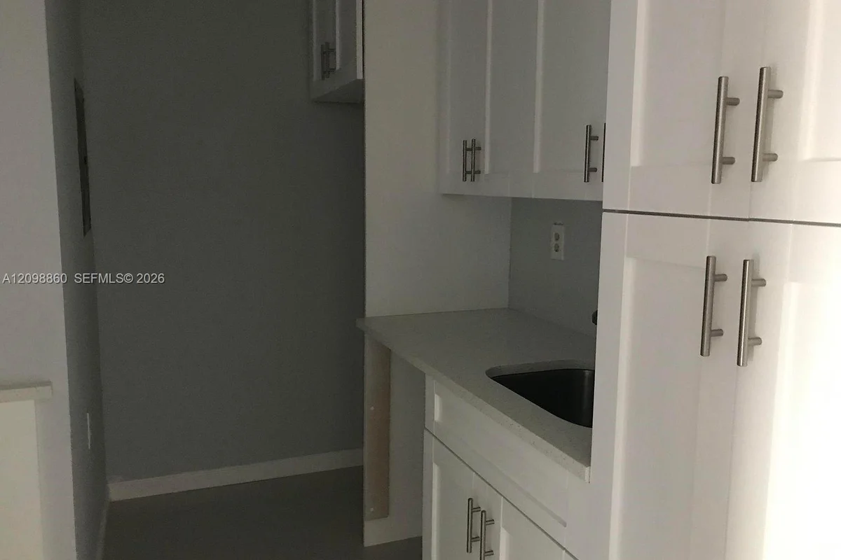 1133 N Benoist Farms #103, West Palm Beach: photo 1 of 9