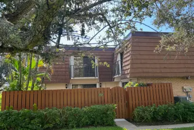 2610 26th Ct, Jupiter: photo 1 of 24