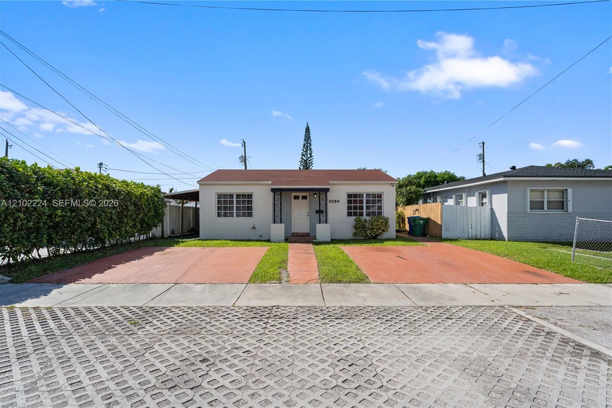 3250 NW 14th Ter, Miami: photo 1 of 50