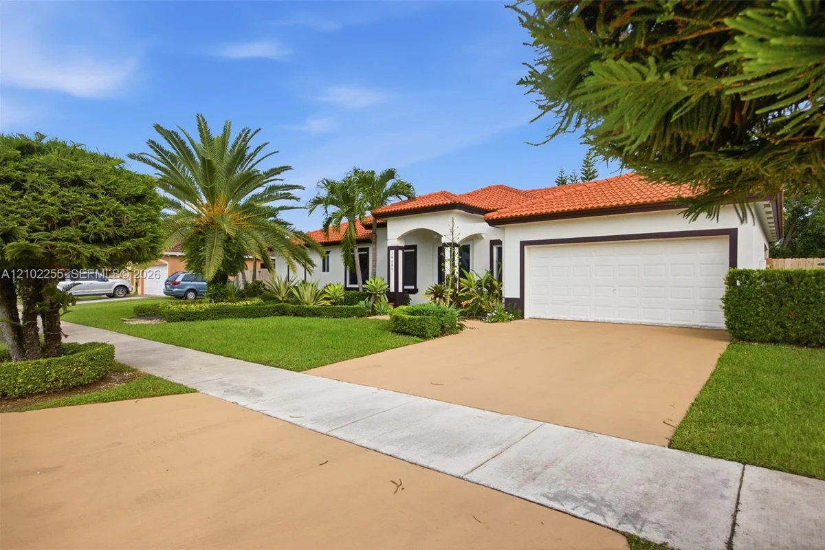 16483 SW 282nd St, Homestead: photo 1 of 43