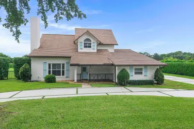 9620 NW 39th Ct, Coral Springs: photo 1 of 37