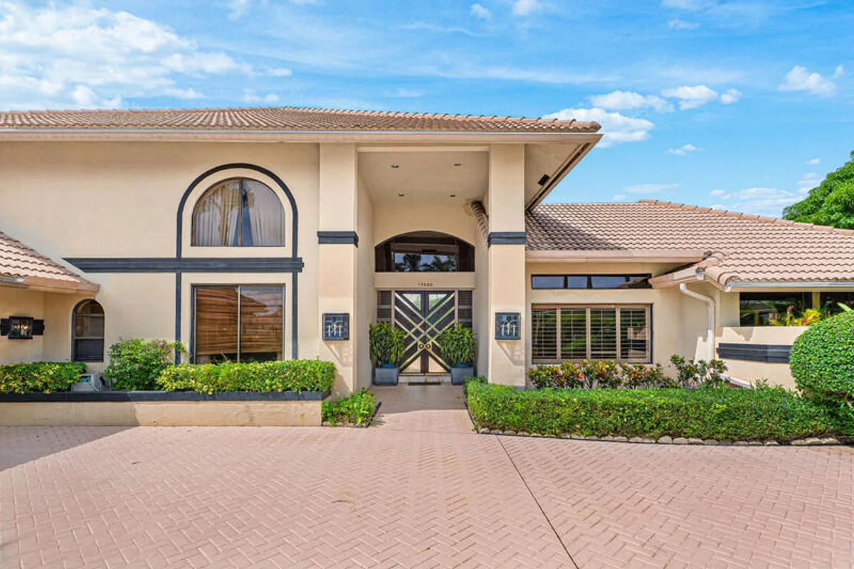 17898 Deauville Ln, Boca Raton: photo 1 of 30
