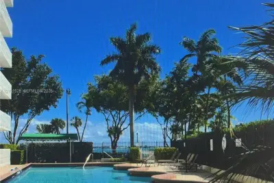 1430 Brickell Bay Dr #1003, Miami: photo 1 of 6