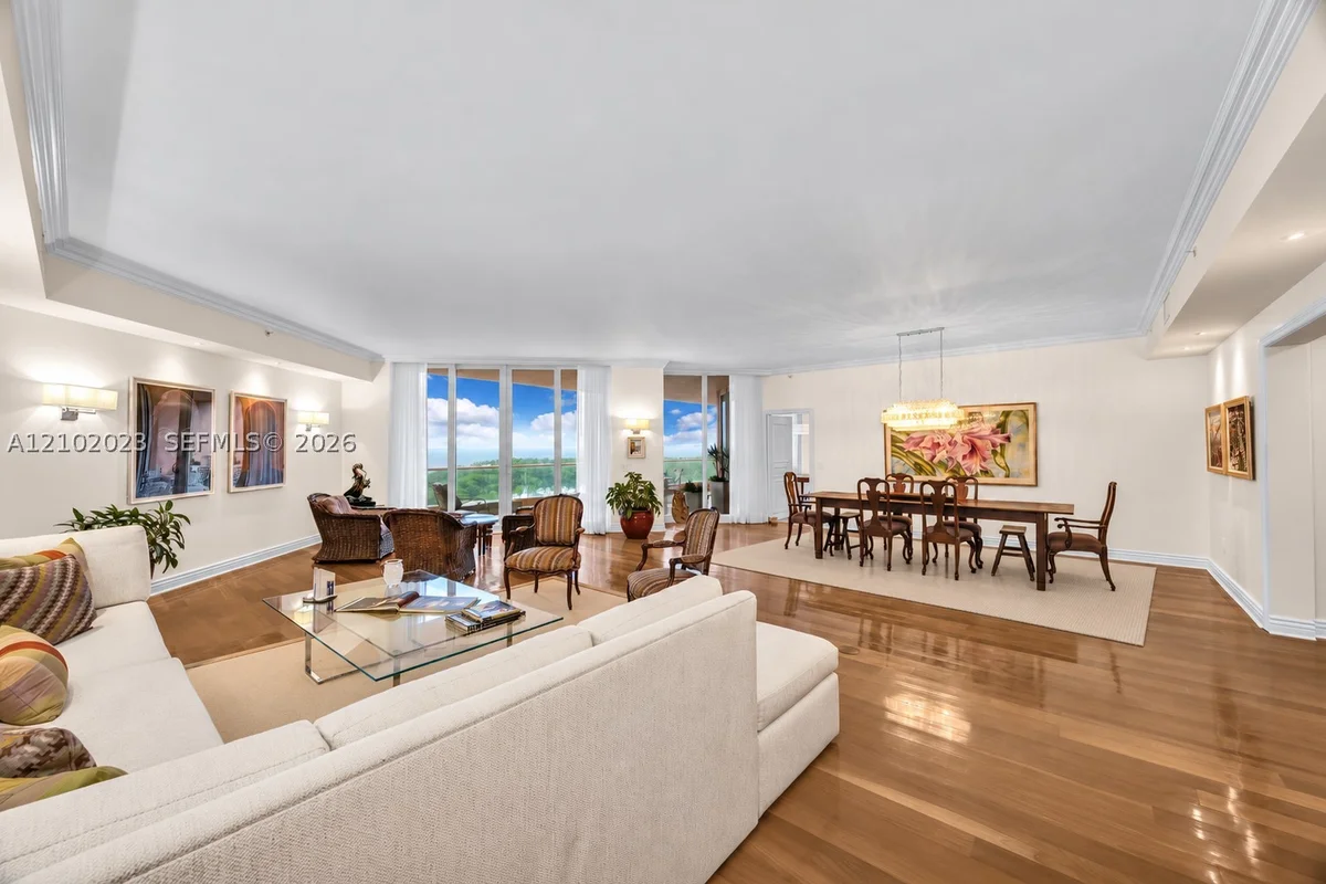 60 Edgewater Dr #14E, Coral Gables: photo 1 of 34
