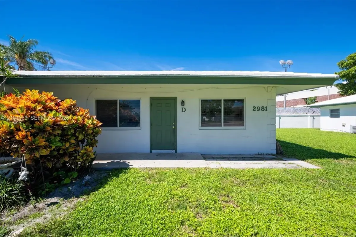 2981 NE 19th Ter #D, Lighthouse Point: photo 1 of 14